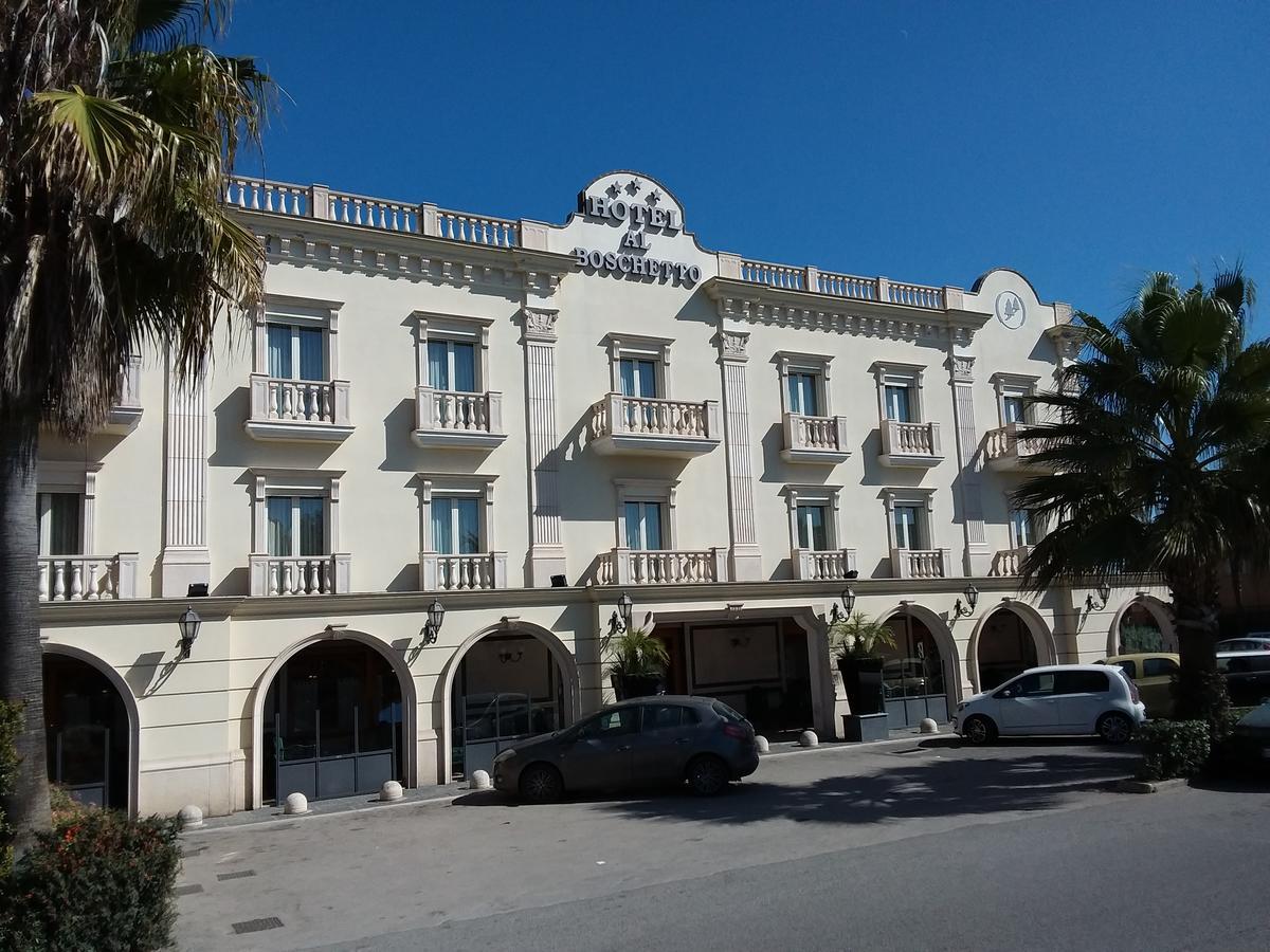 Hotel Al Boschetto Castel Volturno Exterior foto